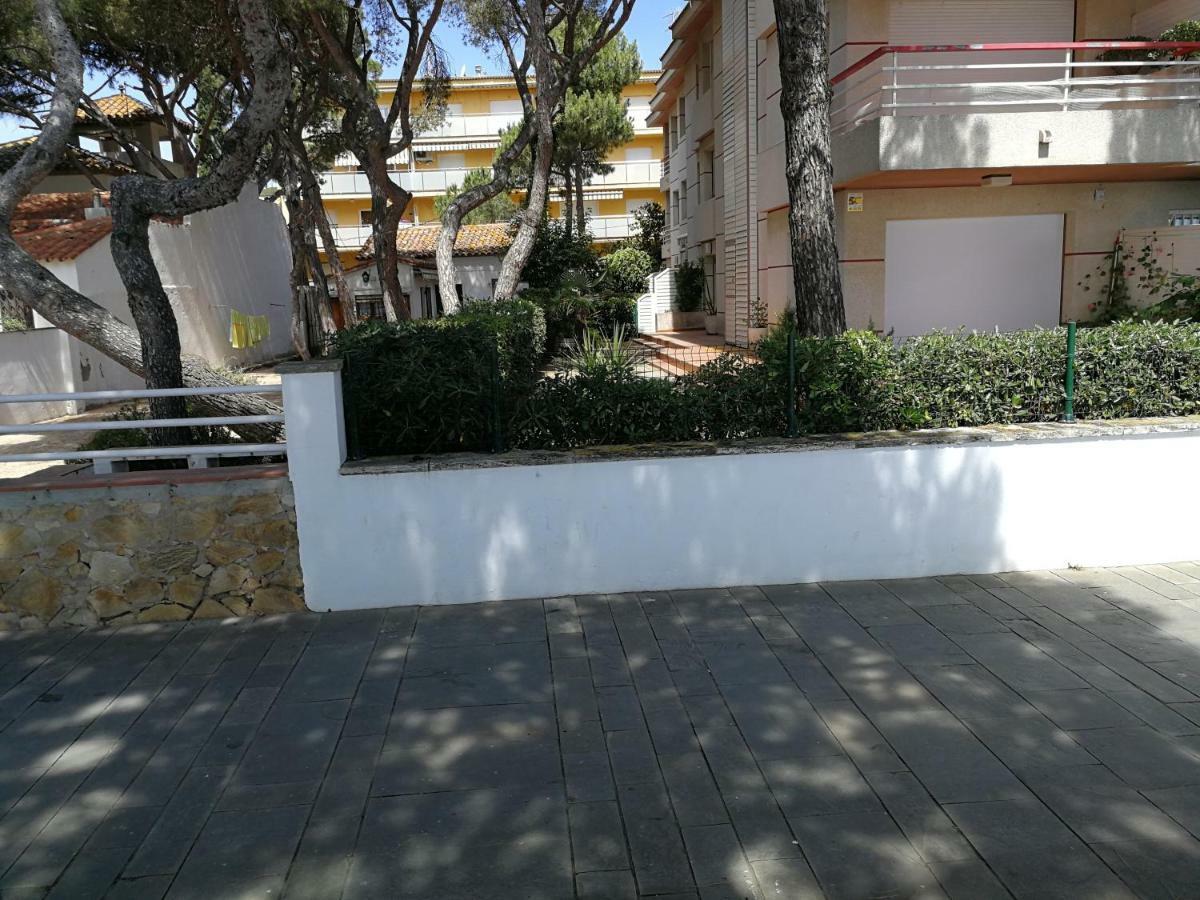 Apartamento Con Jardin Platja D'Aro Apartment ภายนอก รูปภาพ